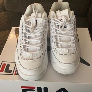 FILA! Women size 9 shoes